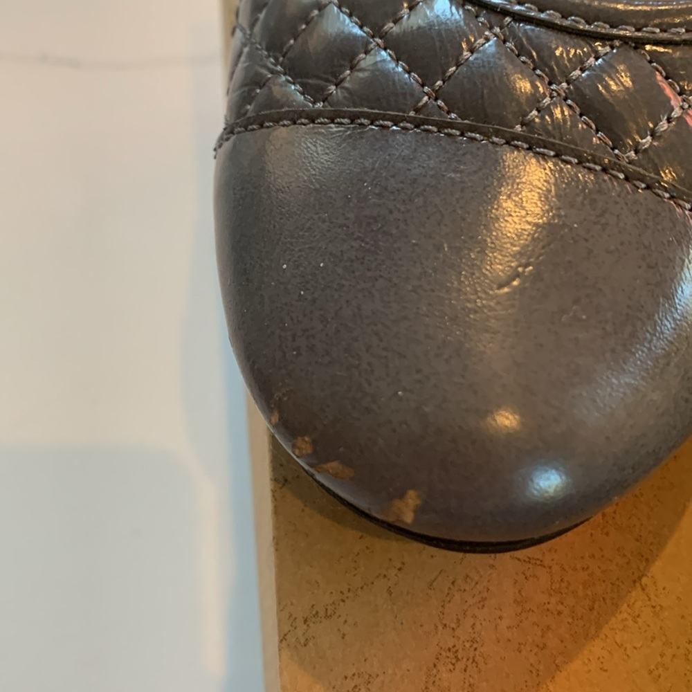 Born Riley grey flats. - Picture 4 of 5